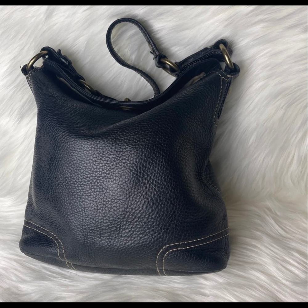 Coach leather shoulder bag